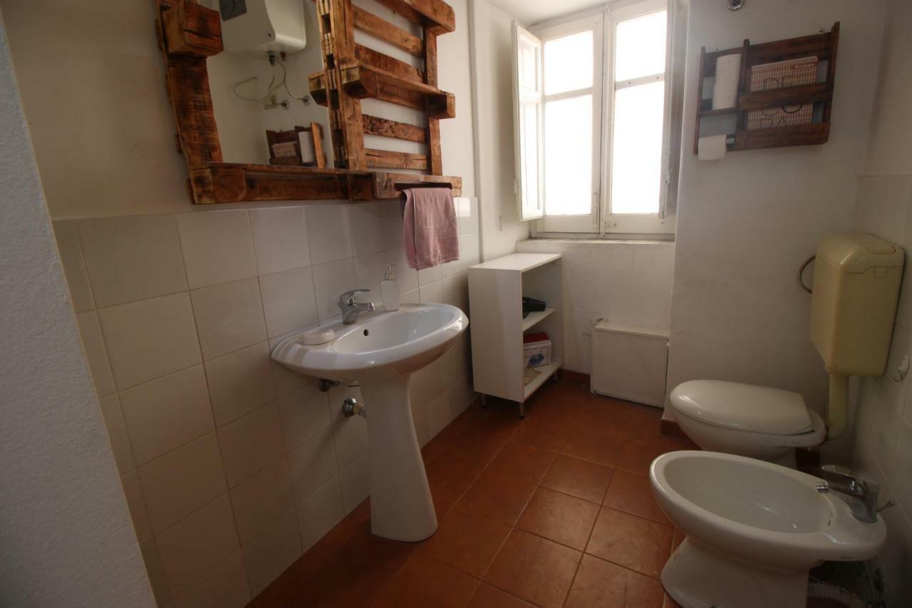Kaleidos Private Apartment Palermo Bagian luar foto