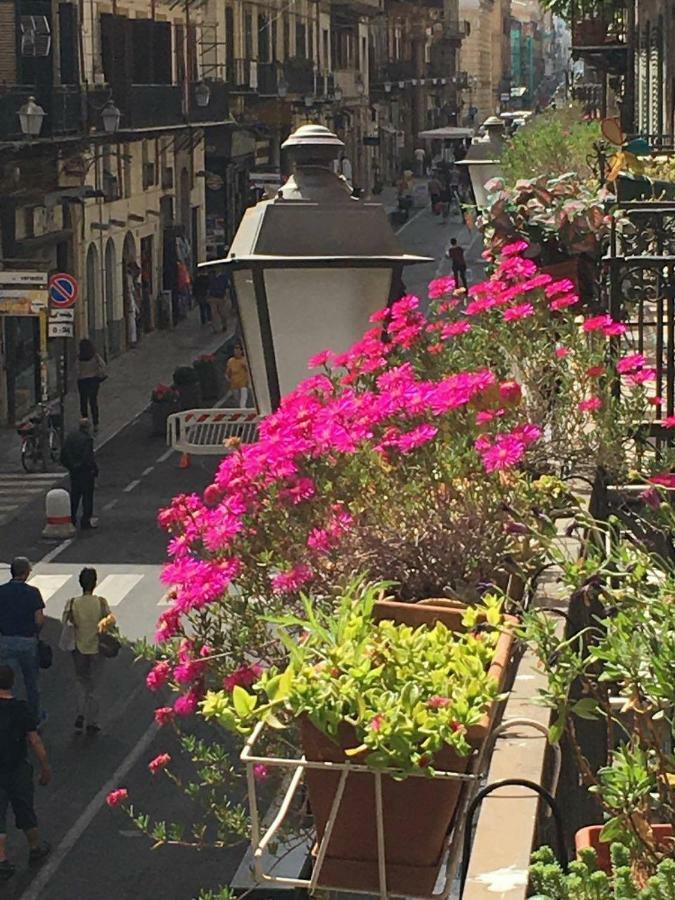Kaleidos Private Apartment Palermo Bagian luar foto