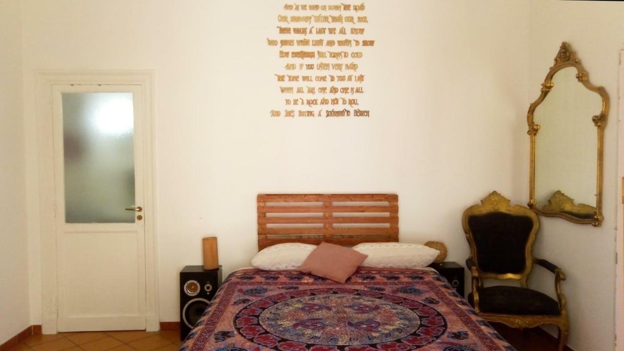 Kaleidos Private Apartment Palermo Bagian luar foto