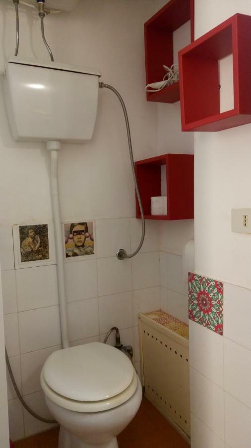 Kaleidos Private Apartment Palermo Bagian luar foto
