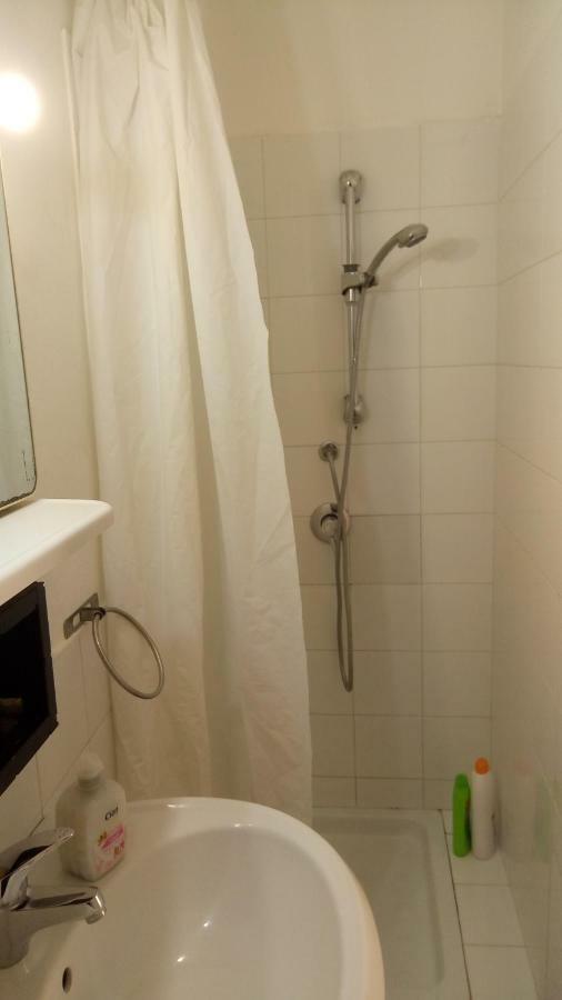 Kaleidos Private Apartment Palermo Bagian luar foto