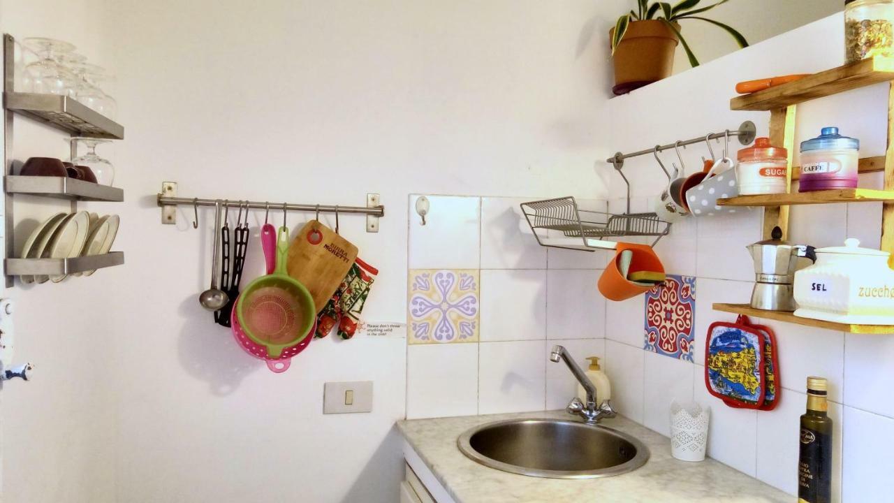 Kaleidos Private Apartment Palermo Bagian luar foto
