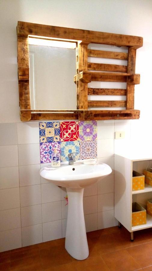 Kaleidos Private Apartment Palermo Bagian luar foto